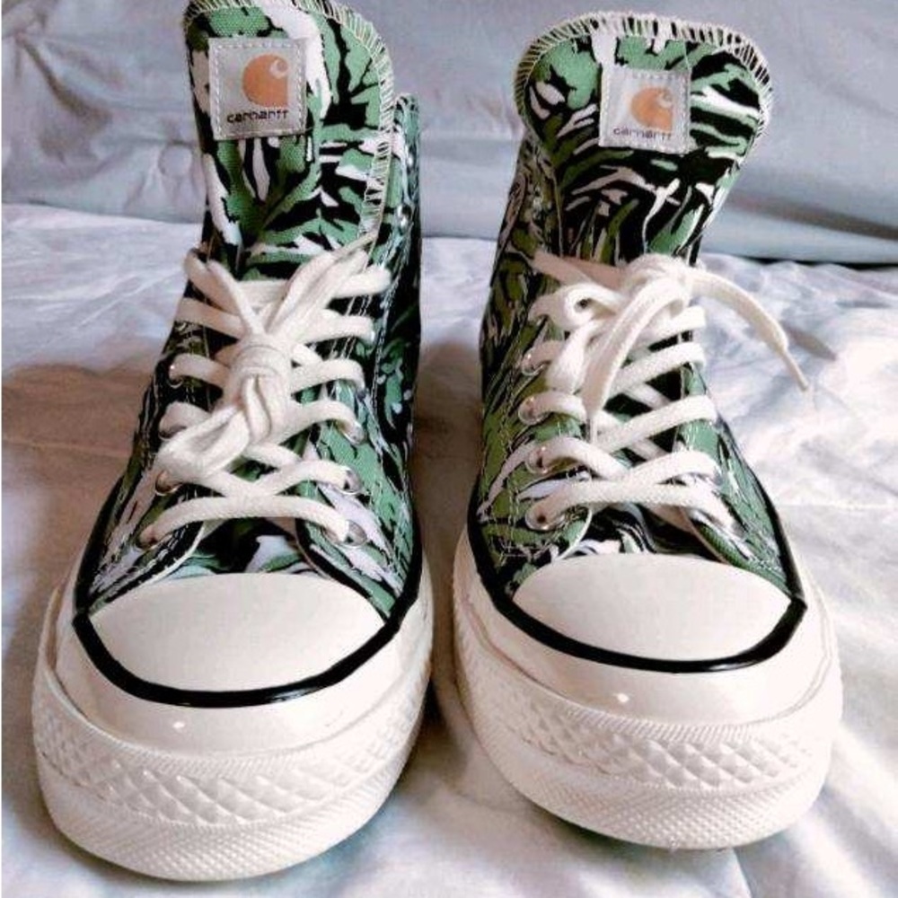 New Men’s size 8 Converse/Carhartt Collaboration